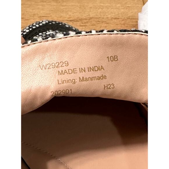 Cole Haan Stassi Chain Tweed Loafers Black & White Tweed Size 10 NWOB Preppy - Picture 12 of 13